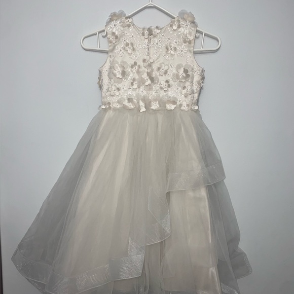 Beautify Flower girl dress - Picture 2 of 2